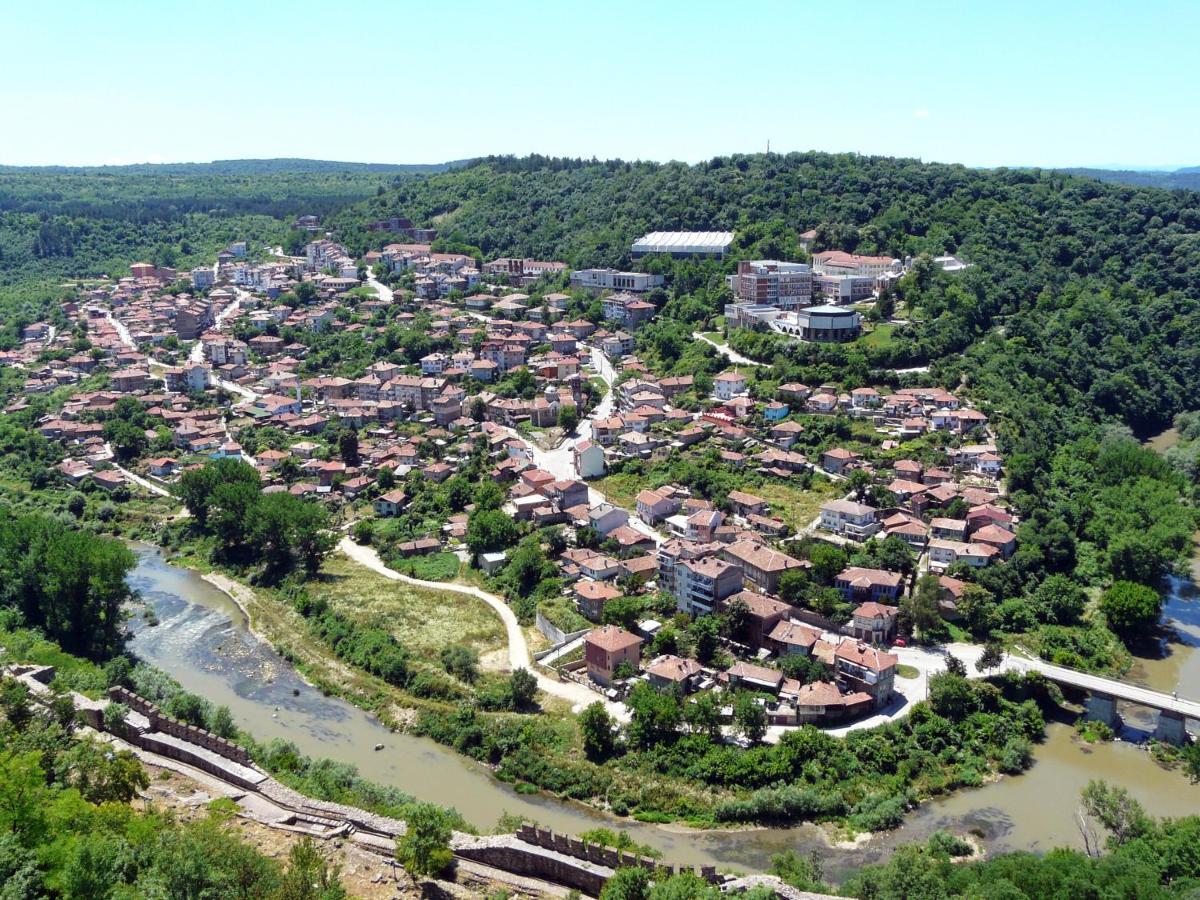 Day And Night Lejlighed Veliko Tarnovo Eksteriør billede